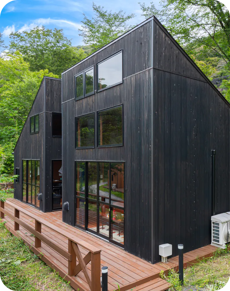 SQUARE COTTAGE